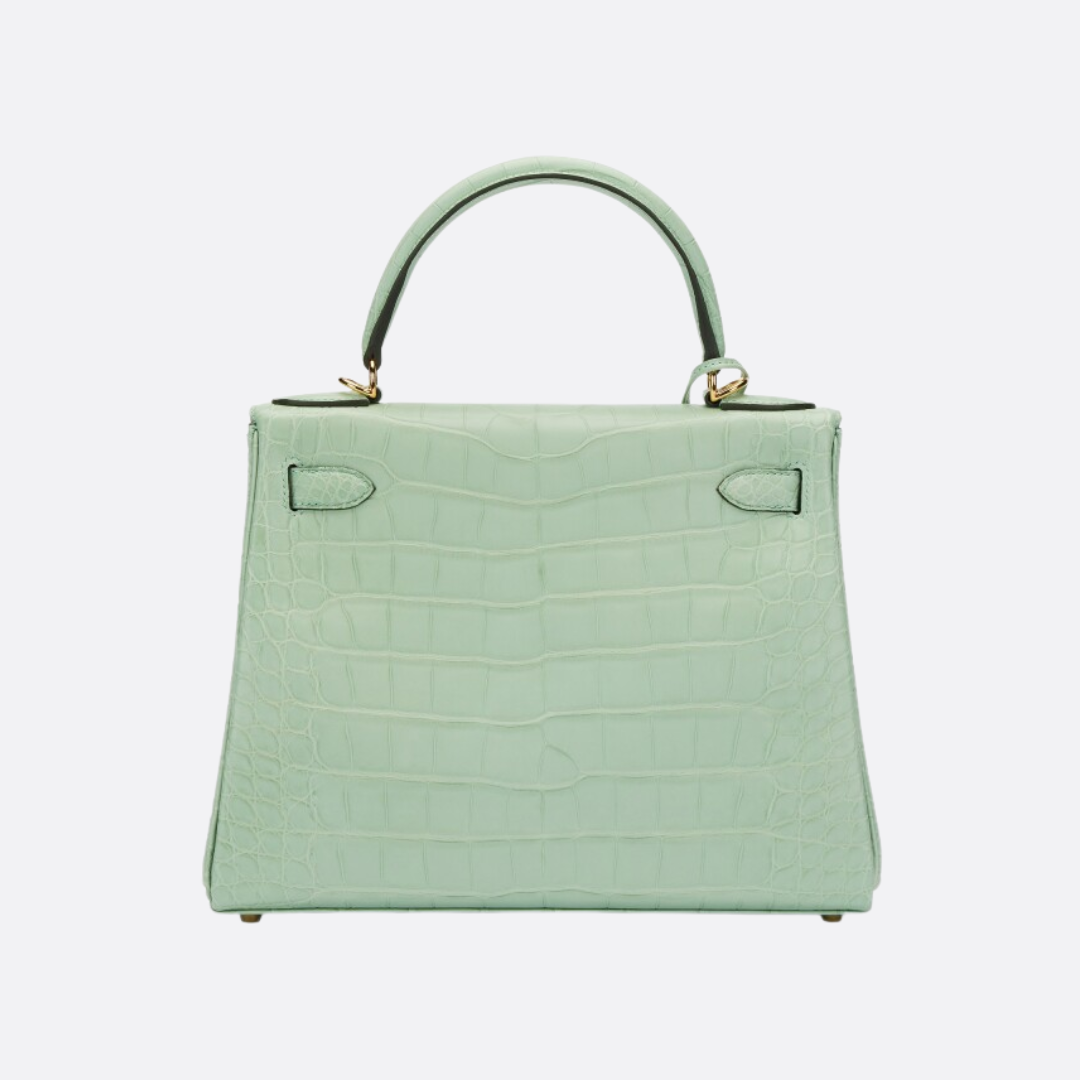 HERMÈS VERT D'EAU MATTA ALLIGATOR RETOURNE KELLY 28 MIT GOLDENER HARDWARE, 2021 (LIMITIERTE AUFLAGE)