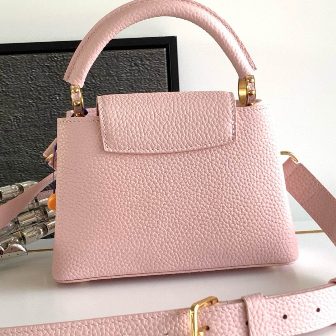 LOUIS VUITTON CAPUCINES MINI-TASCHE