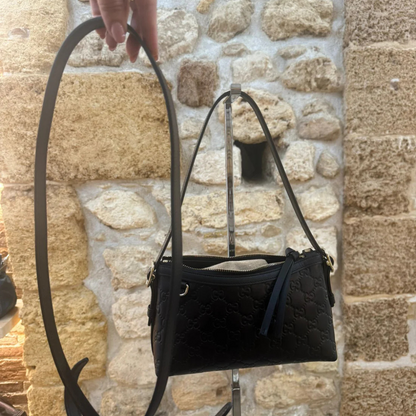 MITTELGROSSE GG EMBLEM SCHULTERTASCHE GUCCI