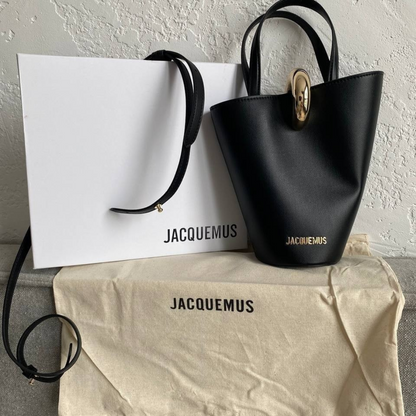 JACQUEMUS LE PETIT BAMBOLA LEDER TOTE