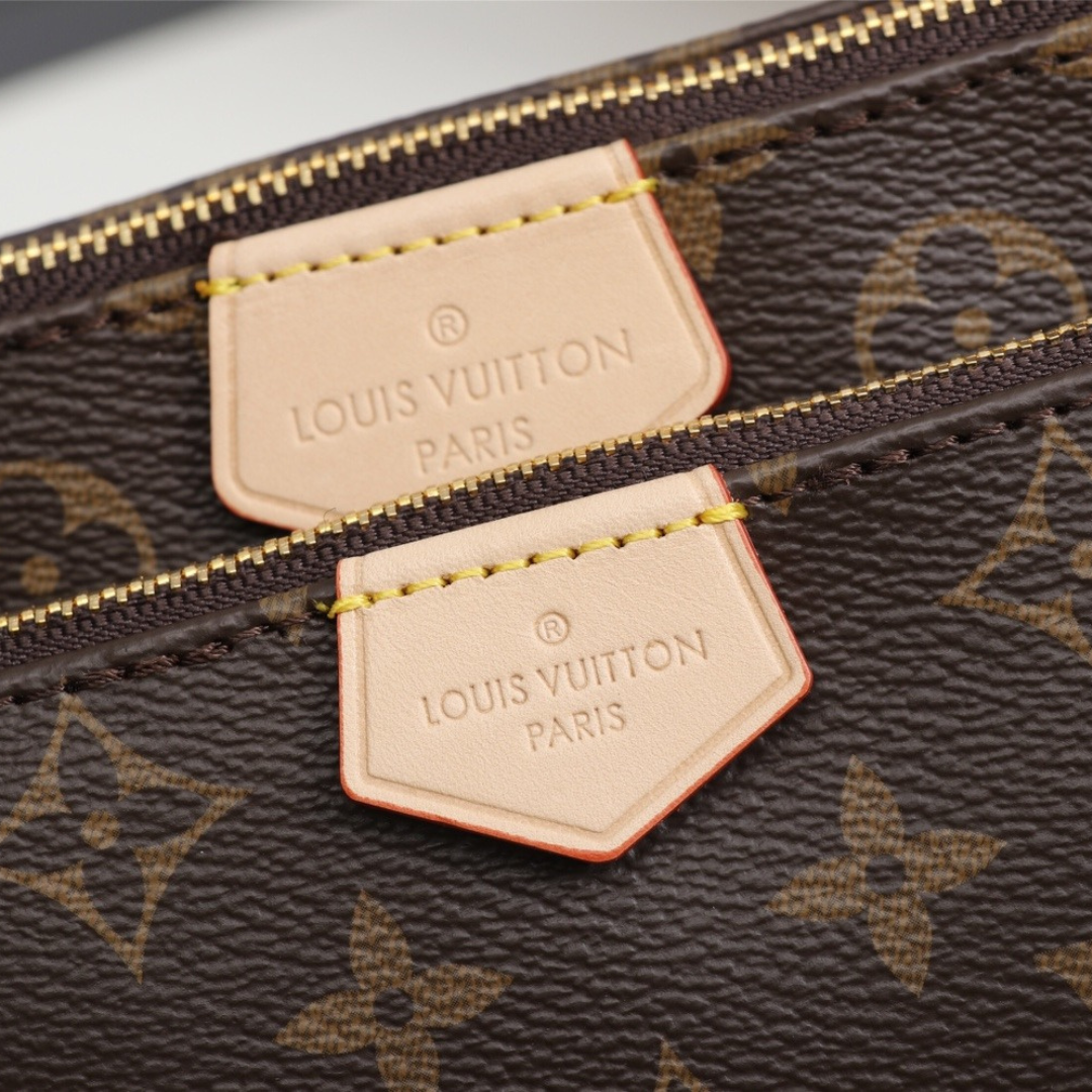 MULTI POCHETTE ACCESSOIRES LOUIS VUITTON