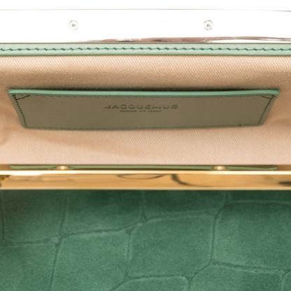 JACQUEMUS LE SALON CLUTCH AUS WILDLEDER MIT KROKO-EFFEKT