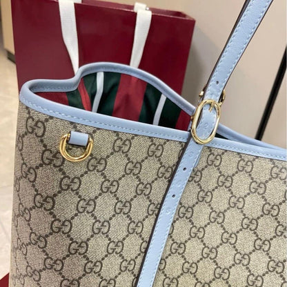 GROSSER GG EMBLEM SHOPPER GUCCI